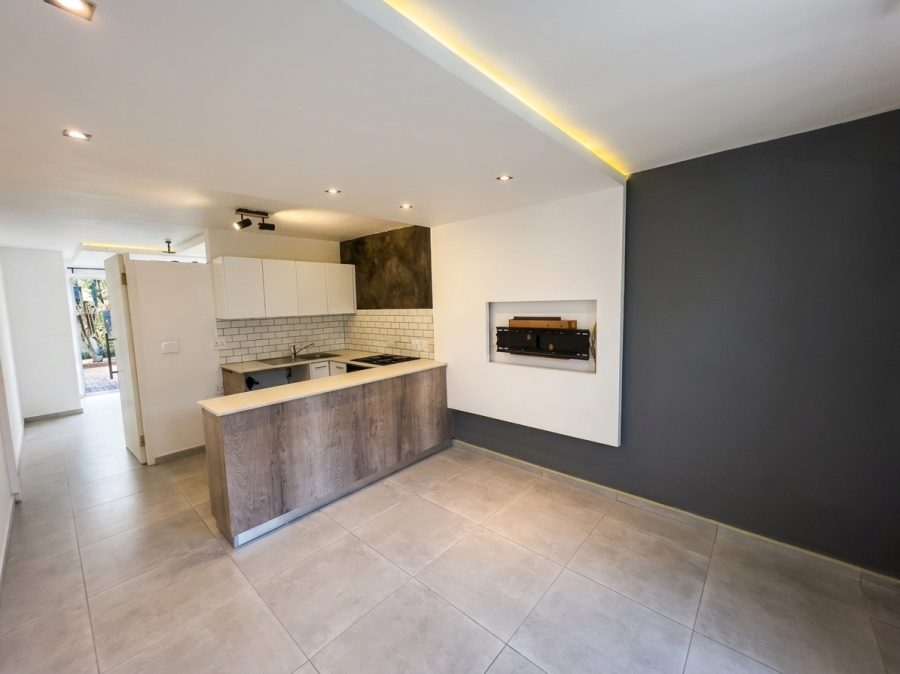 To Let 1 Bedroom Property for Rent in Table View Western Cape